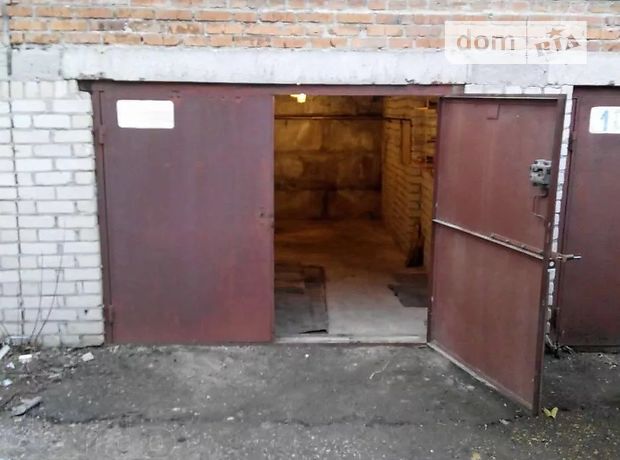 Бокс в гаражном комплексе под легковое авто, площадь 41 кв.м. фото 1 Бокс в гаражном комплексе под легковое авто, площадь 41 кв.м. фото 1