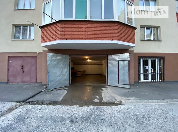 Бокс в гаражном комплексе под легковое авто, площадь 52 кв.м. фото 1 Бокс в гаражном комплексе под легковое авто, площадь 52 кв.м. фото 1