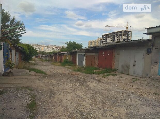 Бокс в гаражном комплексе под легковое авто, площадь 18 кв.м. фото 1 Бокс в гаражном комплексе под легковое авто, площадь 18 кв.м. фото 1