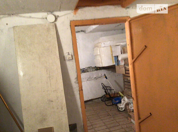 Бокс в гаражном комплексе под легковое авто, площадь 19 кв.м. фото 1 Бокс в гаражном комплексе под легковое авто, площадь 19 кв.м. фото 1