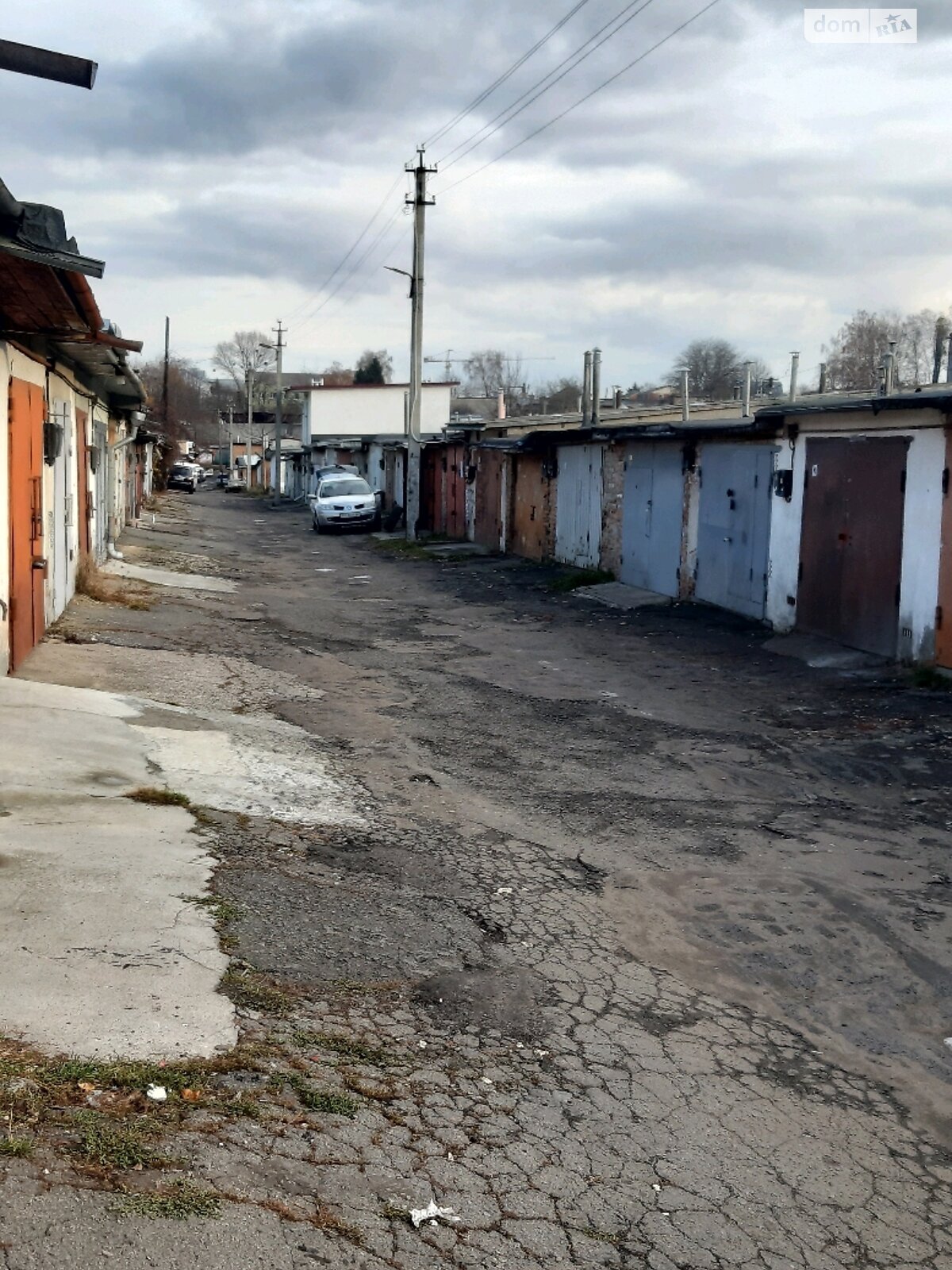 Место в гаражном кооперативе под легковое авто в Хмельницком, площадь 21 кв.м. фото 1