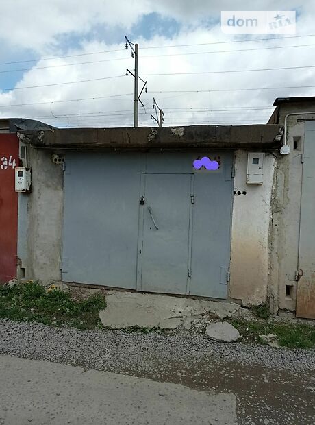 Бокс в гаражном комплексе под легковое авто, площадь 18 кв.м. фото 1 Бокс в гаражном комплексе под легковое авто, площадь 18 кв.м. фото 1