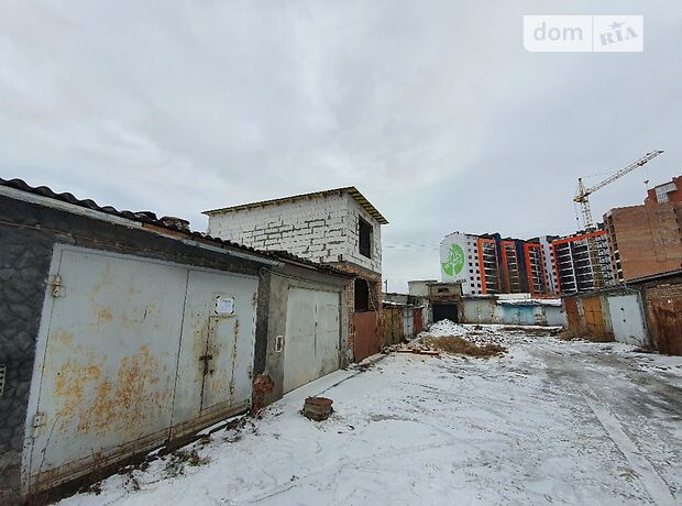 Бокс в гаражном комплексе под легковое авто, площадь 18 кв.м. фото 1 Бокс в гаражном комплексе под легковое авто, площадь 18 кв.м. фото 1