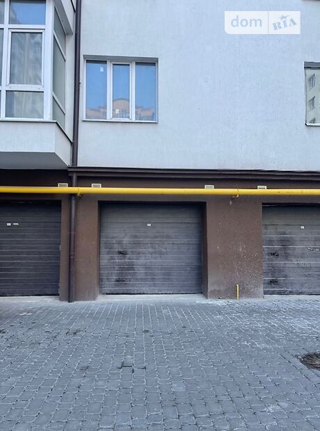 Бокс в гаражном комплексе под легковое авто, площадь 25 кв.м. фото 1 Бокс в гаражном комплексе под легковое авто, площадь 25 кв.м. фото 1