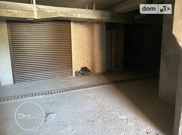 Бокс в гаражном комплексе под легковое авто, площадь 13.5 кв.м. фото 1