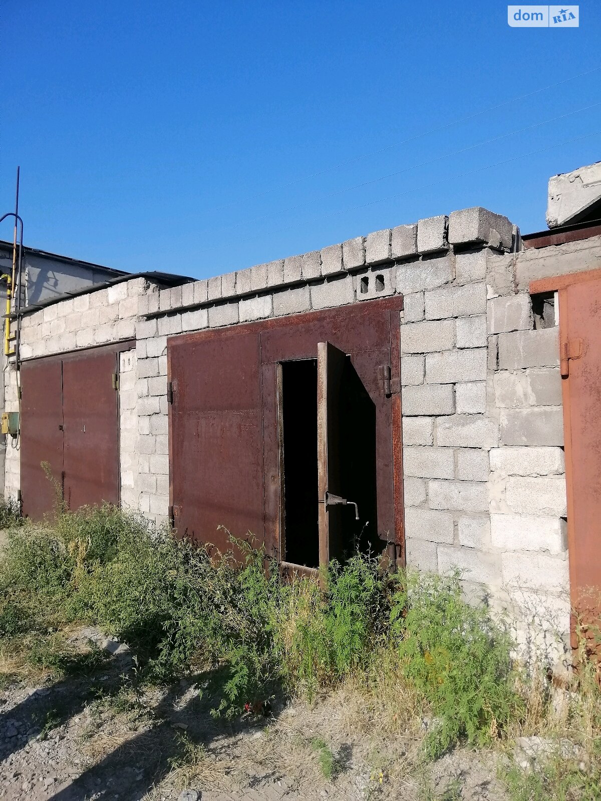 Место в гаражном кооперативе под легковое авто в Каменском, площадь 21 кв.м. фото 1