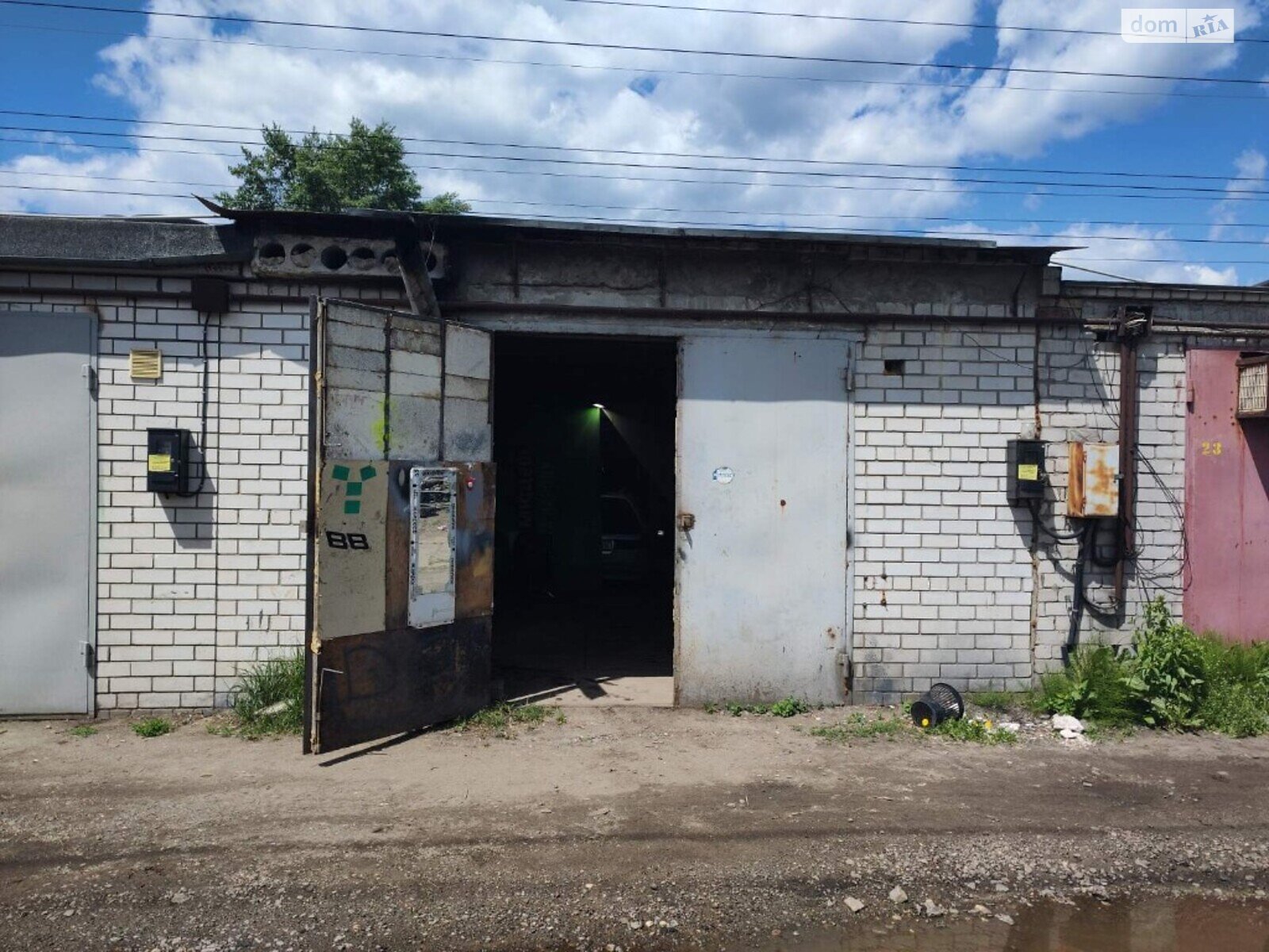 Место в гаражном кооперативе под легковое авто в Киеве, площадь 67 кв.м. фото 1