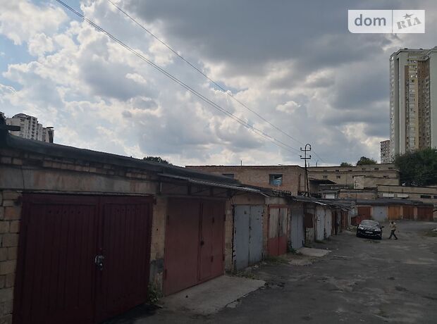 Бокс в гаражном комплексе под легковое авто, площадь 18.5 кв.м. фото 1 Бокс в гаражном комплексе под легковое авто, площадь 18.5 кв.м. фото 1