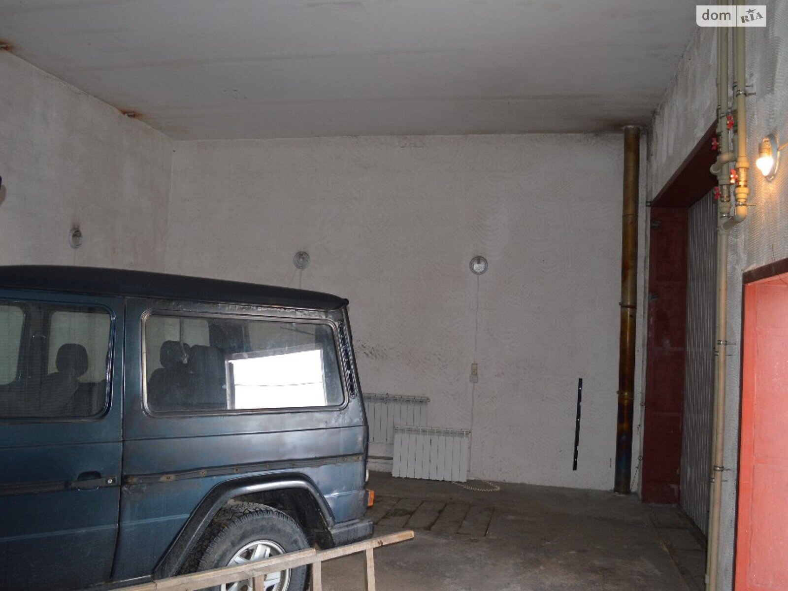 Место в гаражном кооперативе под бус в Киеве, площадь 200 кв.м. фото 1