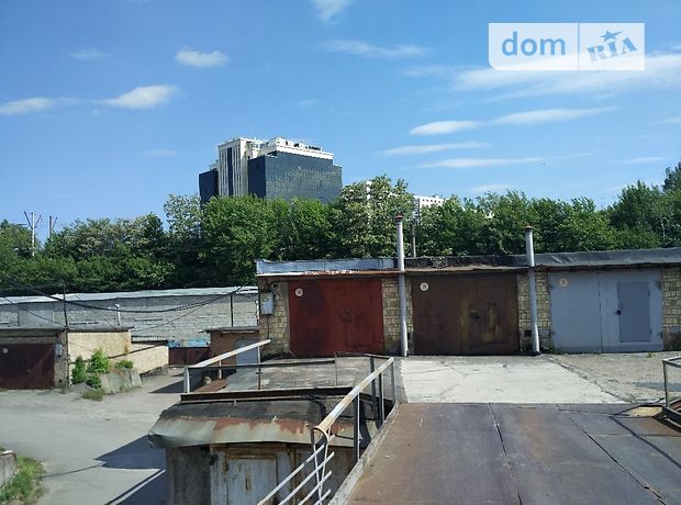 Бокс в гаражном комплексе под легковое авто, площадь 22 кв.м. фото 1 Бокс в гаражном комплексе под легковое авто, площадь 22 кв.м. фото 1