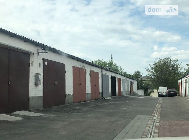 Место в гаражном кооперативе под легковое авто в Луцке, площадь 24 кв.м. фото 1 Место в гаражном кооперативе под легковое авто в Луцке, площадь 24 кв.м. фото 1
