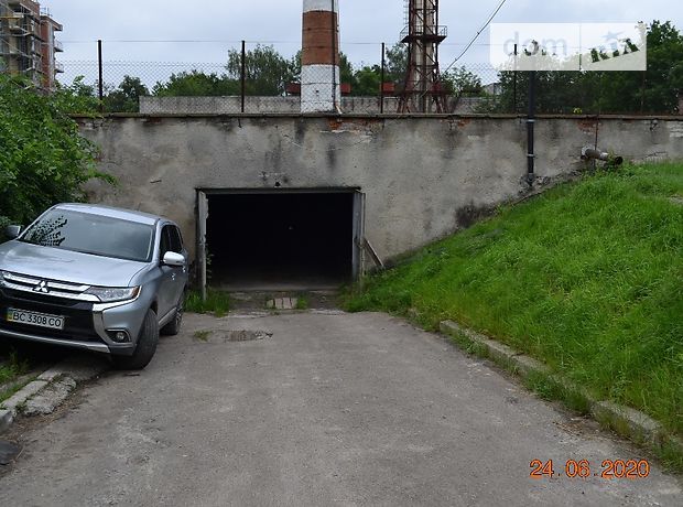 Бокс в гаражном комплексе под легковое авто, площадь 20 кв.м. фото 1 Бокс в гаражном комплексе под легковое авто, площадь 20 кв.м. фото 1