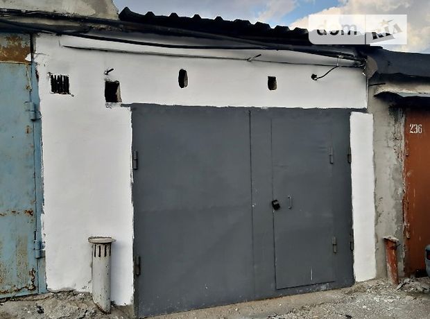 Бокс в гаражном комплексе под легковое авто, площадь 40 кв.м. фото 1 Бокс в гаражном комплексе под легковое авто, площадь 40 кв.м. фото 1