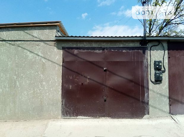 Бокс в гаражном комплексе универсальный, площадь 30 кв.м. фото 1 Бокс в гаражном комплексе универсальный, площадь 30 кв.м. фото 1