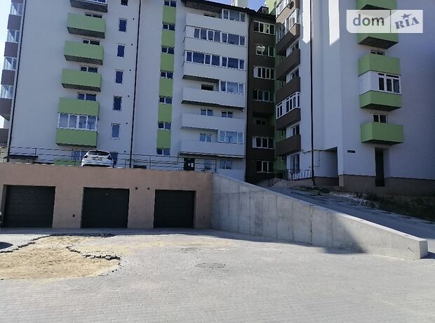 Бокс в гаражному комплексі під легкове авто в Тернополі, площа 20.6 кв.м. фото 1 Бокс в гаражному комплексі під легкове авто в Тернополі, площа 20.6 кв.м. фото 1