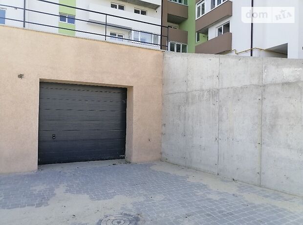 Бокс в гаражному комплексі під легкове авто в Тернополі, площа 20.6 кв.м. фото 1 Бокс в гаражному комплексі під легкове авто в Тернополі, площа 20.6 кв.м. фото 1
