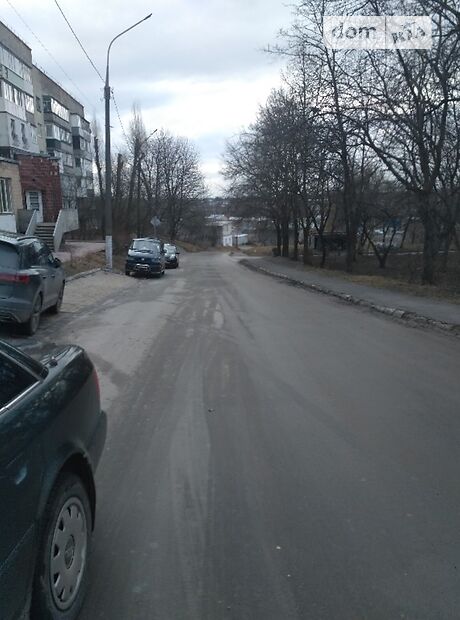 Место в гаражном кооперативе под легковое авто в Тернополе, площадь 32 кв.м. фото 1 Место в гаражном кооперативе под легковое авто в Тернополе, площадь 32 кв.м. фото 1