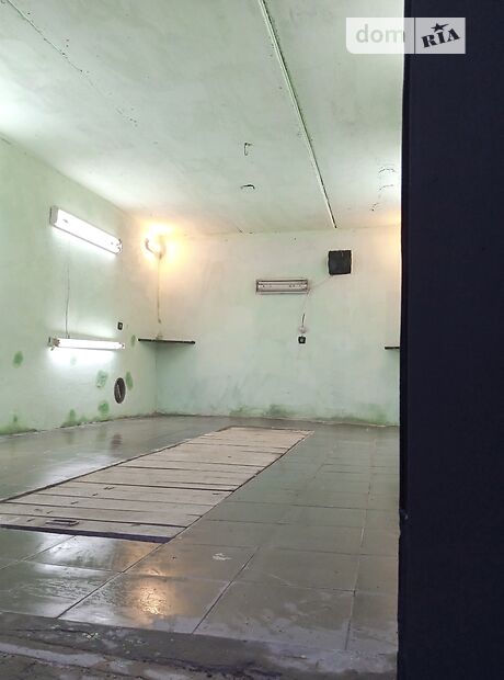 Место в гаражном кооперативе под легковое авто в Тернополе, площадь 40 кв.м. фото 1 Место в гаражном кооперативе под легковое авто в Тернополе, площадь 40 кв.м. фото 1