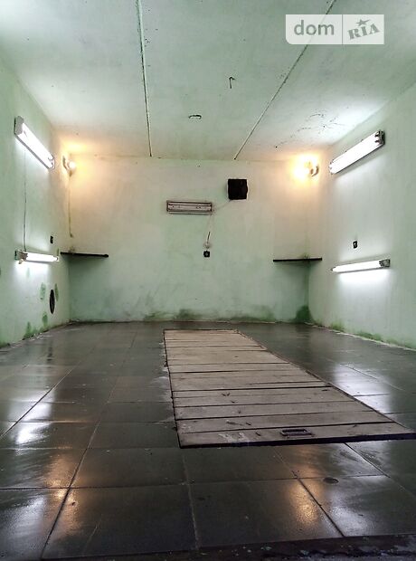 Место в гаражном кооперативе под легковое авто в Тернополе, площадь 40 кв.м. фото 1 Место в гаражном кооперативе под легковое авто в Тернополе, площадь 40 кв.м. фото 1