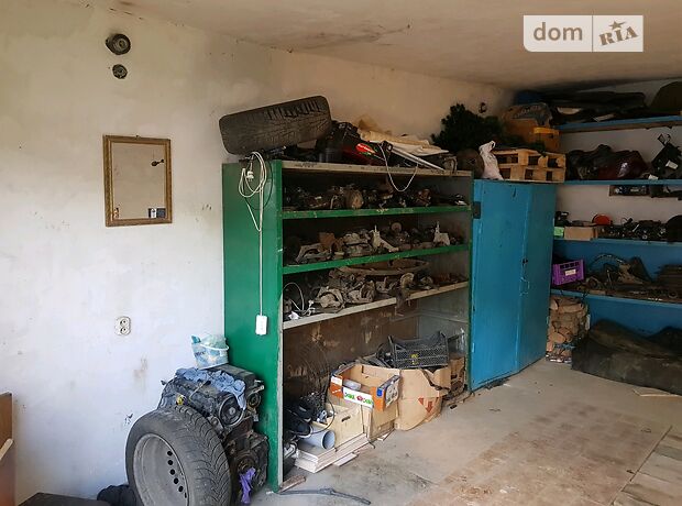 Бокс в гаражном комплексе под легковое авто, площадь 30 кв.м. фото 1 Бокс в гаражном комплексе под легковое авто, площадь 30 кв.м. фото 1