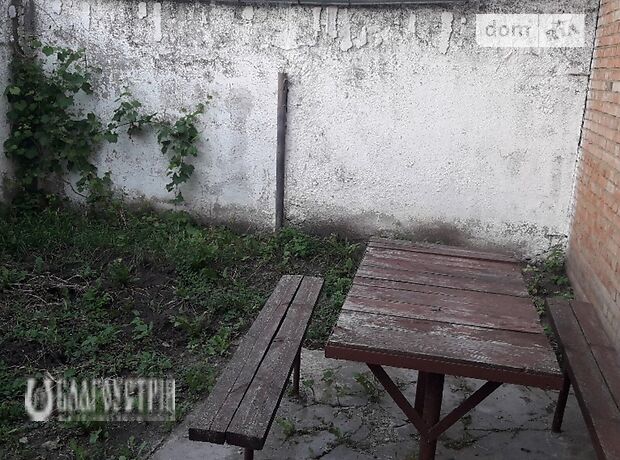 Бокс в гаражном комплексе универсальный, площадь 72 кв.м. фото 1 Бокс в гаражном комплексе универсальный, площадь 72 кв.м. фото 1