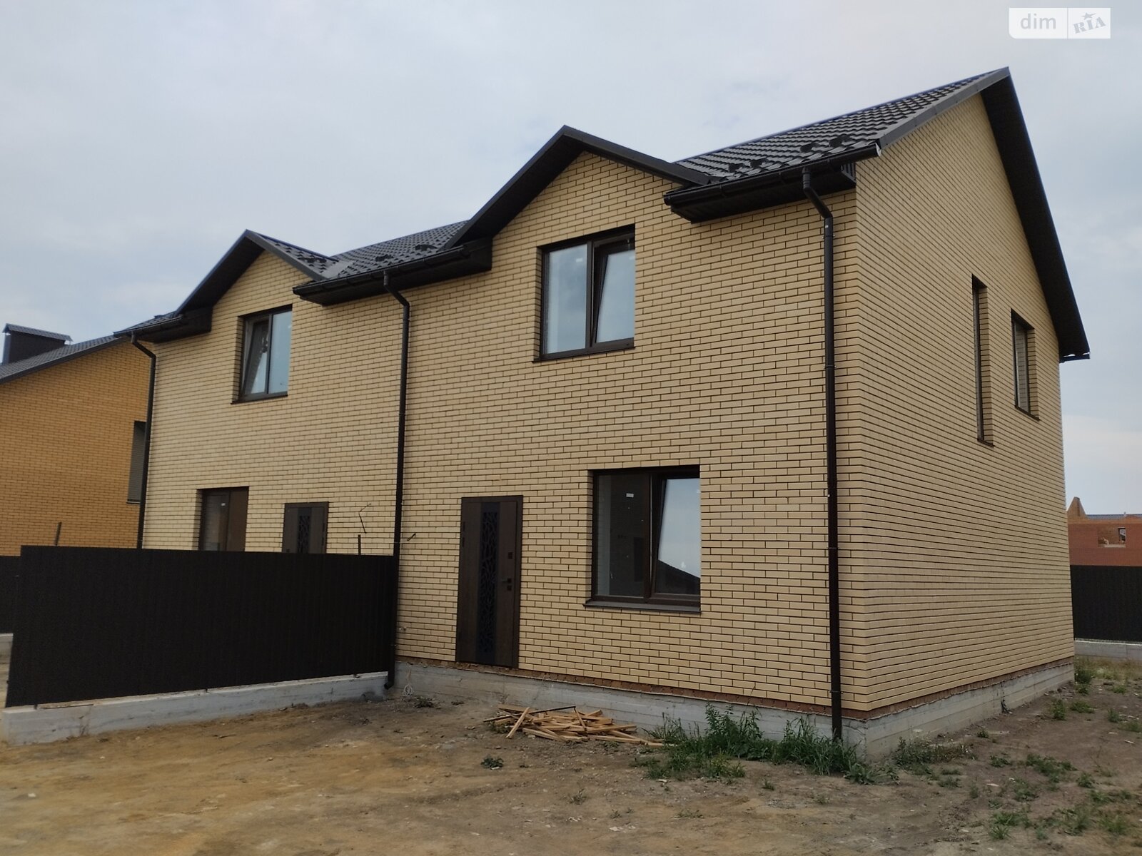 Продаж частини будинку в Агрономічному, 4 кімнати фото 1 Продаж частини будинку в Агрономічному, 4 кімнати фото 1