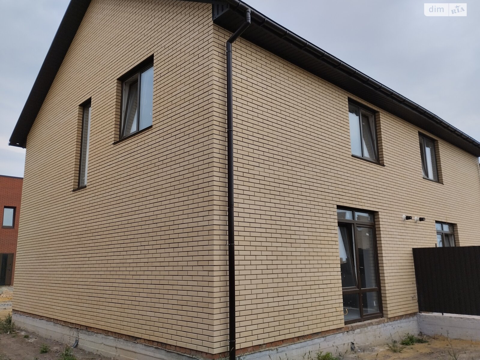Продаж частини будинку в Агрономічному, 4 кімнати фото 1 Продаж частини будинку в Агрономічному, 4 кімнати фото 1