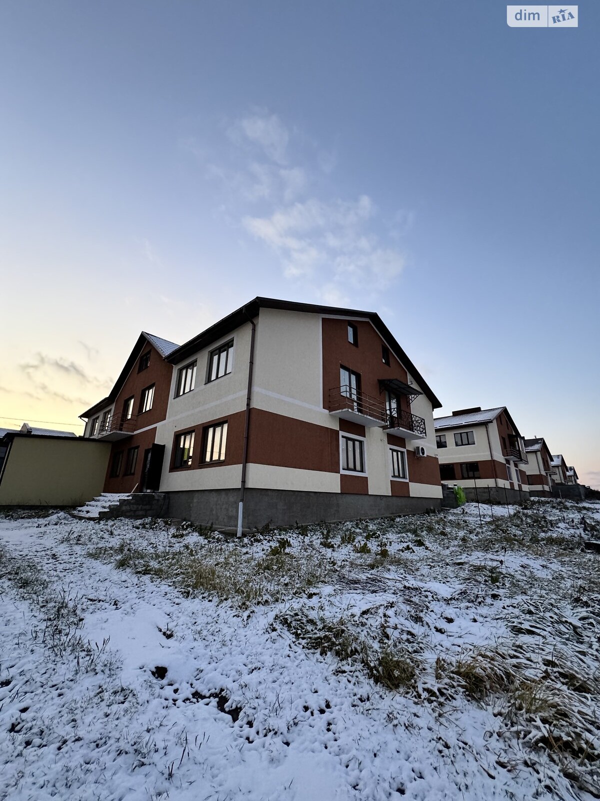 Продажа части дома в Бармаках, массив Стрелецкий, 5 комнат фото 1 Продажа части дома в Бармаках, массив Стрелецкий, 5 комнат фото 1