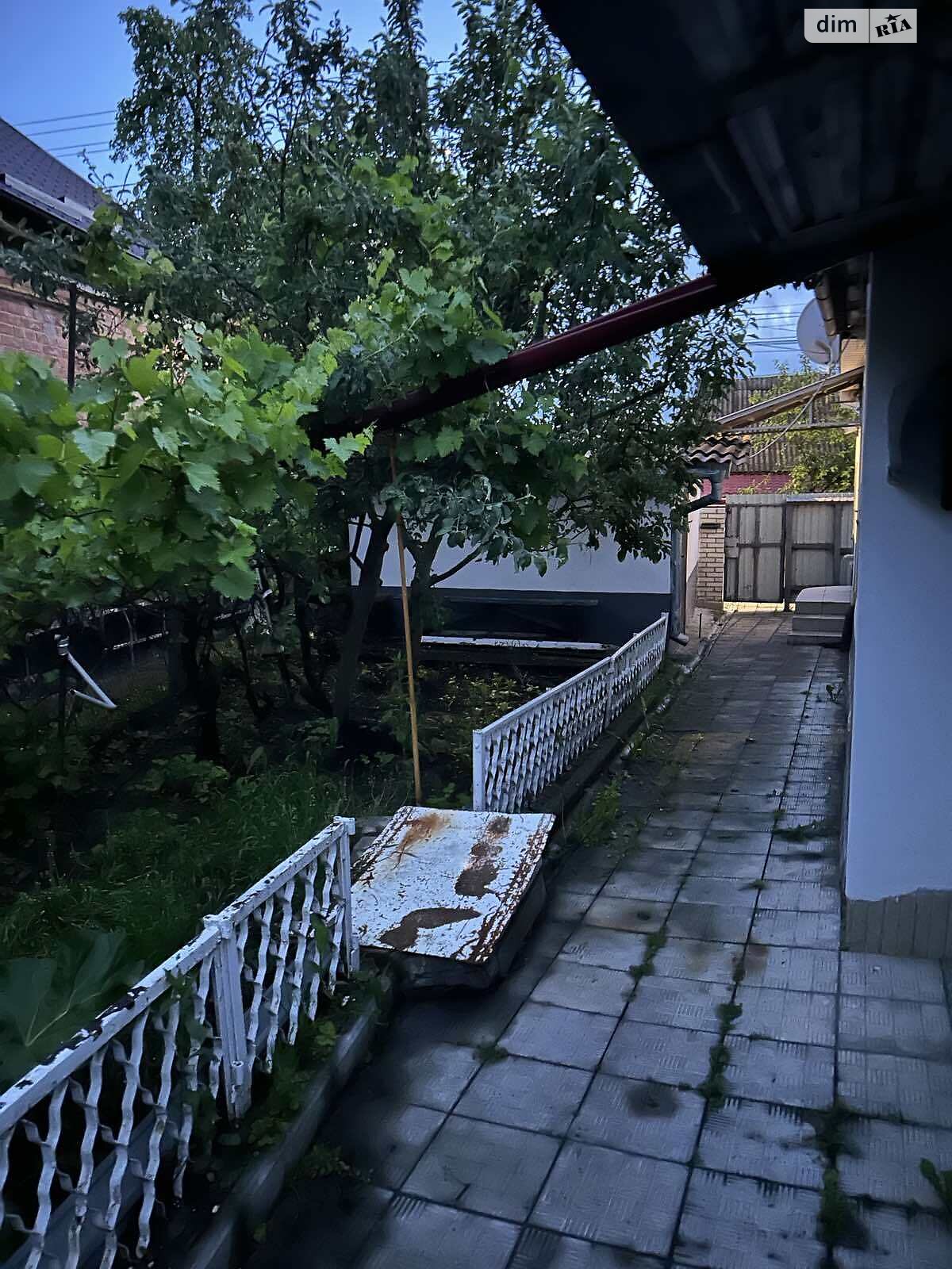 Продажа части дома в Белой Церкви, улица Набережная, район ДНС, 2 комнаты фото 1 Продажа части дома в Белой Церкви, улица Набережная, район ДНС, 2 комнаты фото 1