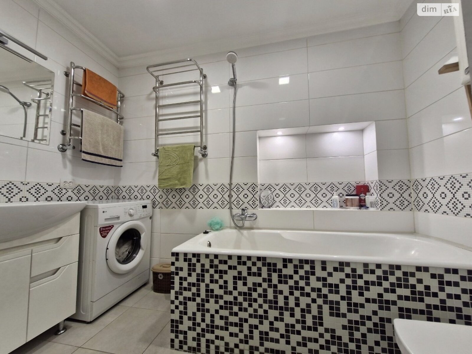 Продажа части дома в Белой Церкви, улица Глиняная, район Ж-д посёлок, 3 комнаты фото 1