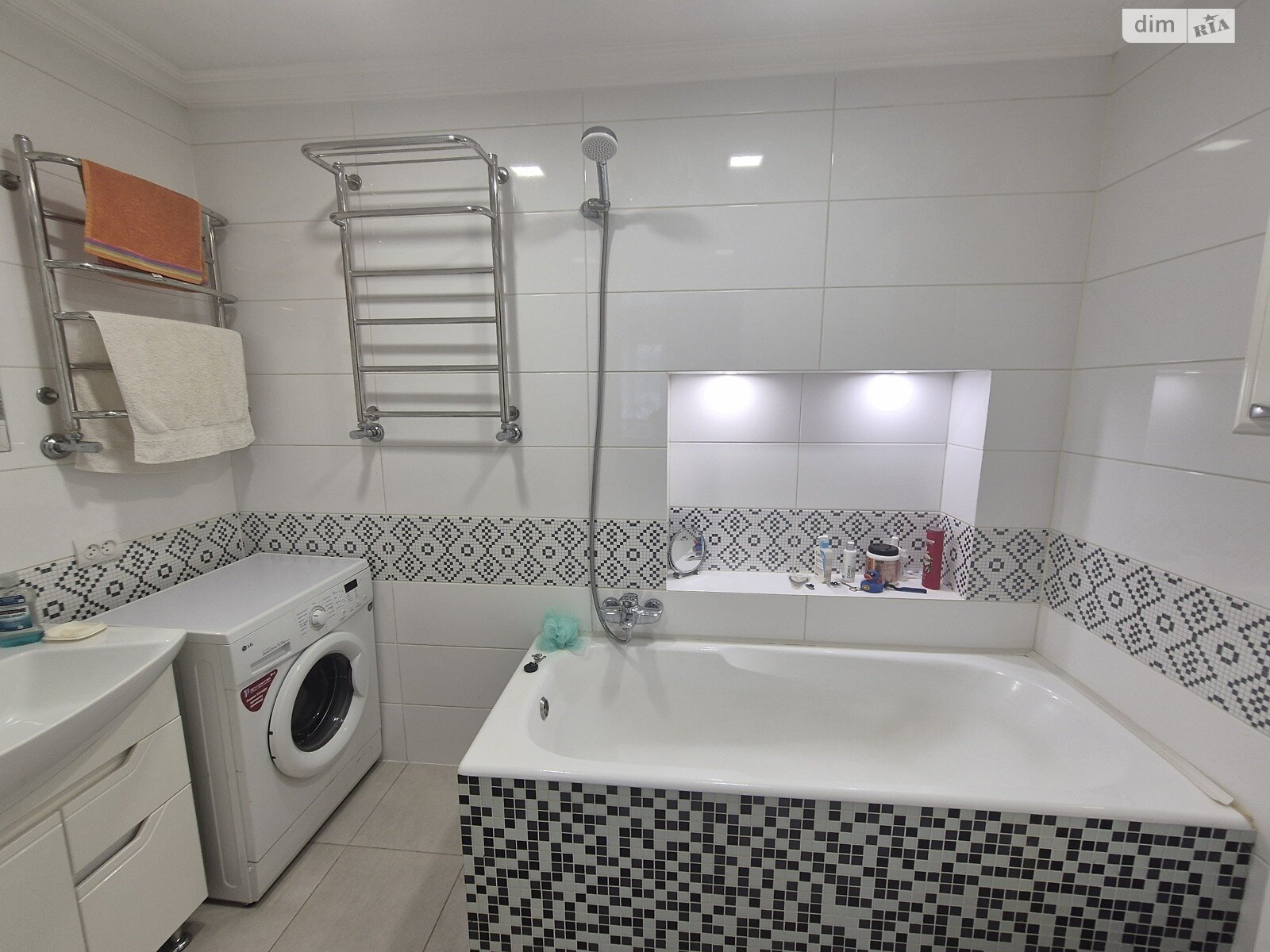 Продажа части дома в Белой Церкви, улица Глиняная 15, район Роток, 2 комнаты фото 1 Продажа части дома в Белой Церкви, улица Глиняная 15, район Роток, 2 комнаты фото 1