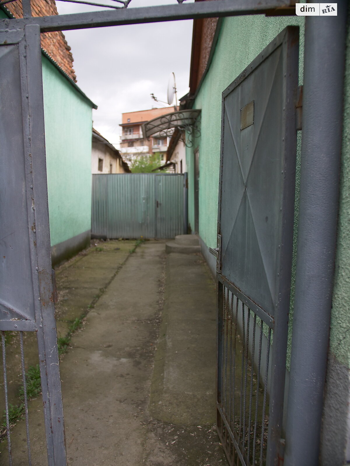 Продаж частини будинку в Береговому, вулиця Мукачівська 31, 4 кімнати фото 1 Продаж частини будинку в Береговому, вулиця Мукачівська 31, 4 кімнати фото 1