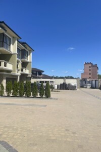 Продаж частини будинку в Брюховичах, вулиця Курортна, 3 кімнати фото 2 Продаж частини будинку в Брюховичах, вулиця Курортна, 3 кімнати фото 2
