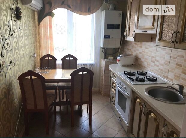 Продажа части дома в Черкассах, район к-т Мир, 2 комнаты фото 1 Продажа части дома в Черкассах, район к-т Мир, 2 комнаты фото 1