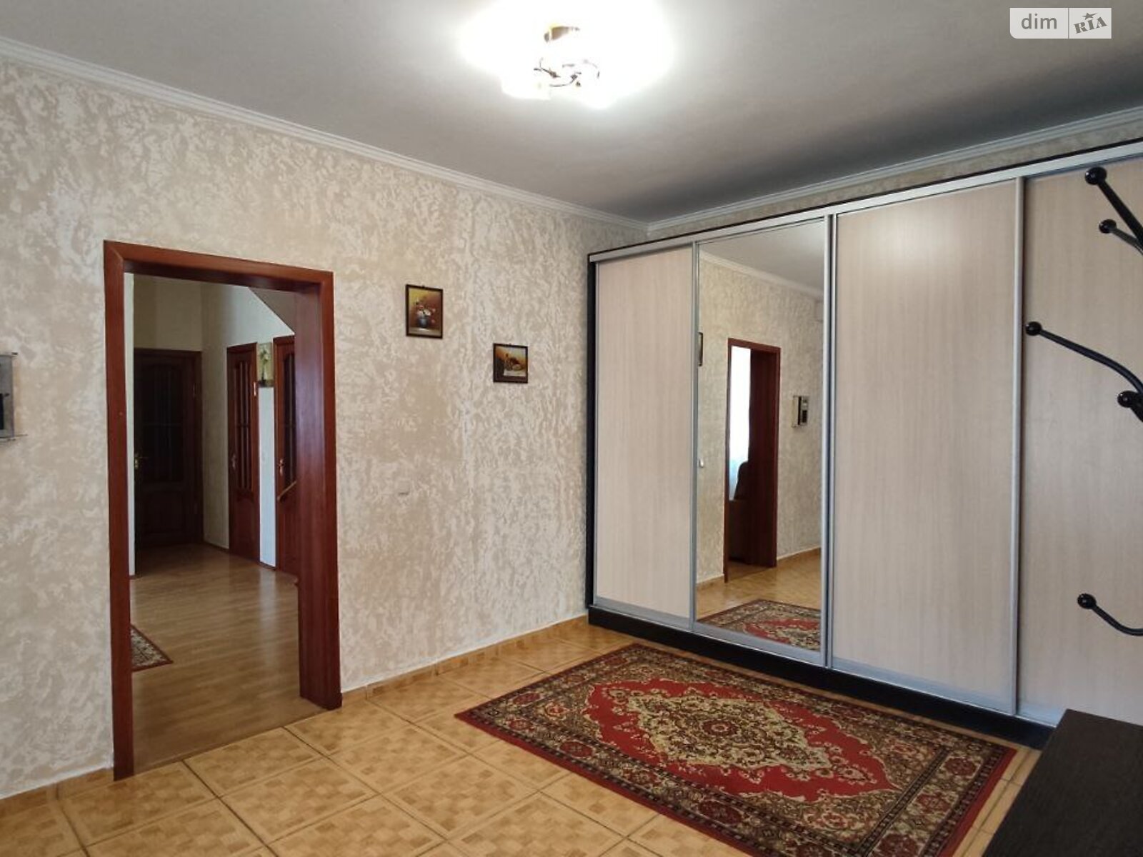 Продажа части дома в Черкассах, улица Сенная (Добровольского), район Приднепровский, 4 комнаты фото 1 Продажа части дома в Черкассах, улица Сенная (Добровольского), район Приднепровский, 4 комнаты фото 1