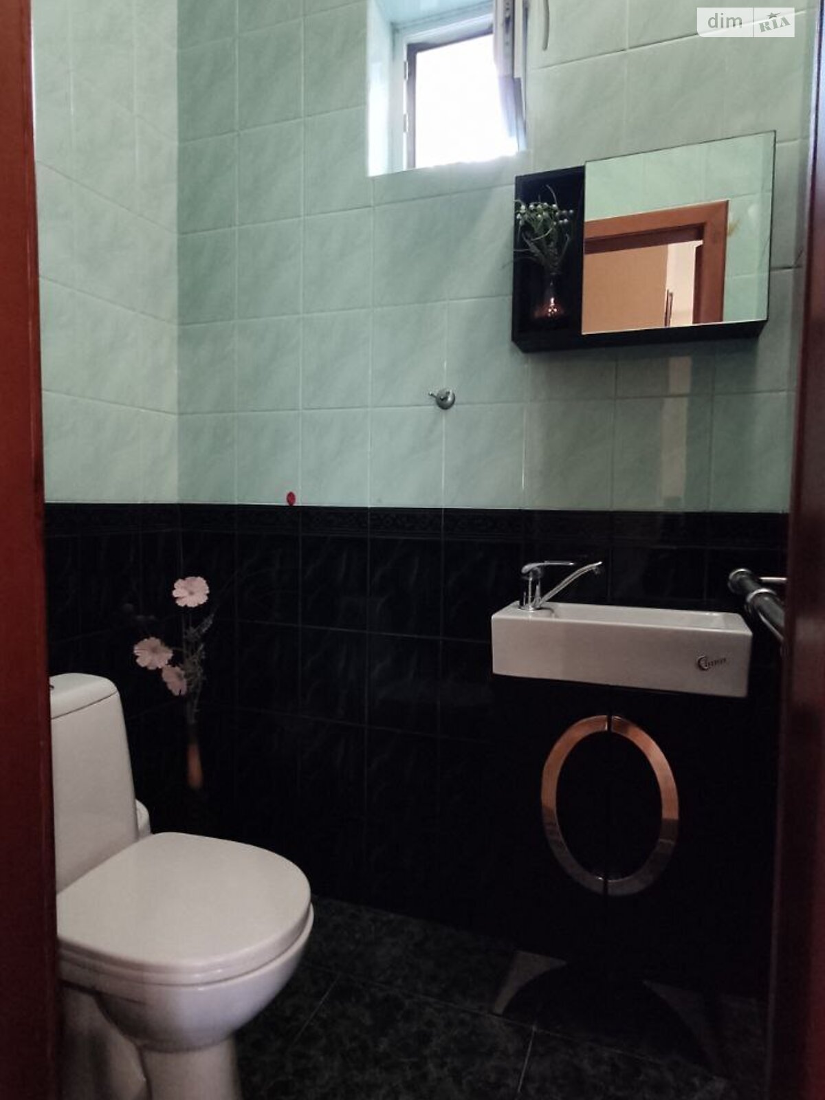 Продажа части дома в Черкассах, улица Сенная (Добровольского), район Приднепровский, 4 комнаты фото 1 Продажа части дома в Черкассах, улица Сенная (Добровольского), район Приднепровский, 4 комнаты фото 1