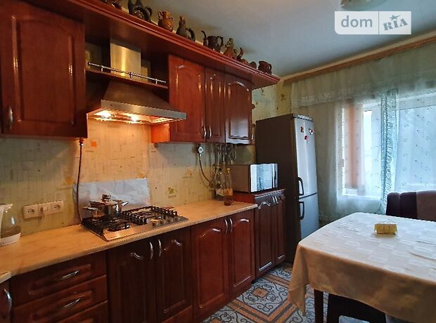 Продажа части дома в Черкассах, район Центр, 3 комнаты фото 1 Продажа части дома в Черкассах, район Центр, 3 комнаты фото 1