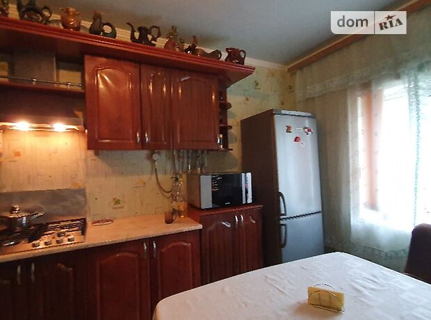 Продажа части дома в Черкассах, район Центр, 3 комнаты фото 1 Продажа части дома в Черкассах, район Центр, 3 комнаты фото 1