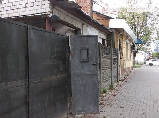 Продажа части дома в Черкассах, улица Благовестная, район Центр, 3 комнаты фото 1 Продажа части дома в Черкассах, улица Благовестная, район Центр, 3 комнаты фото 1