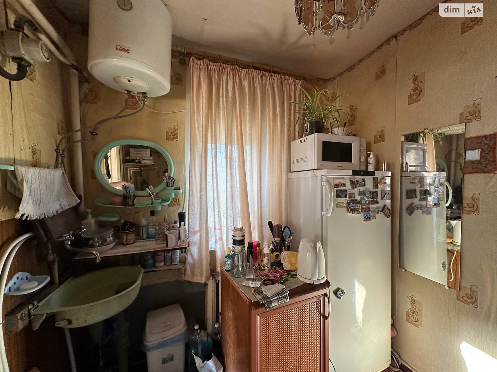 Продаж частини будинку в Чернігові, вулиця Карнабіди (Короленка), район Деснянський, 1 кімната фото 1 Продаж частини будинку в Чернігові, вулиця Карнабіди (Короленка), район Деснянський, 1 кімната фото 1