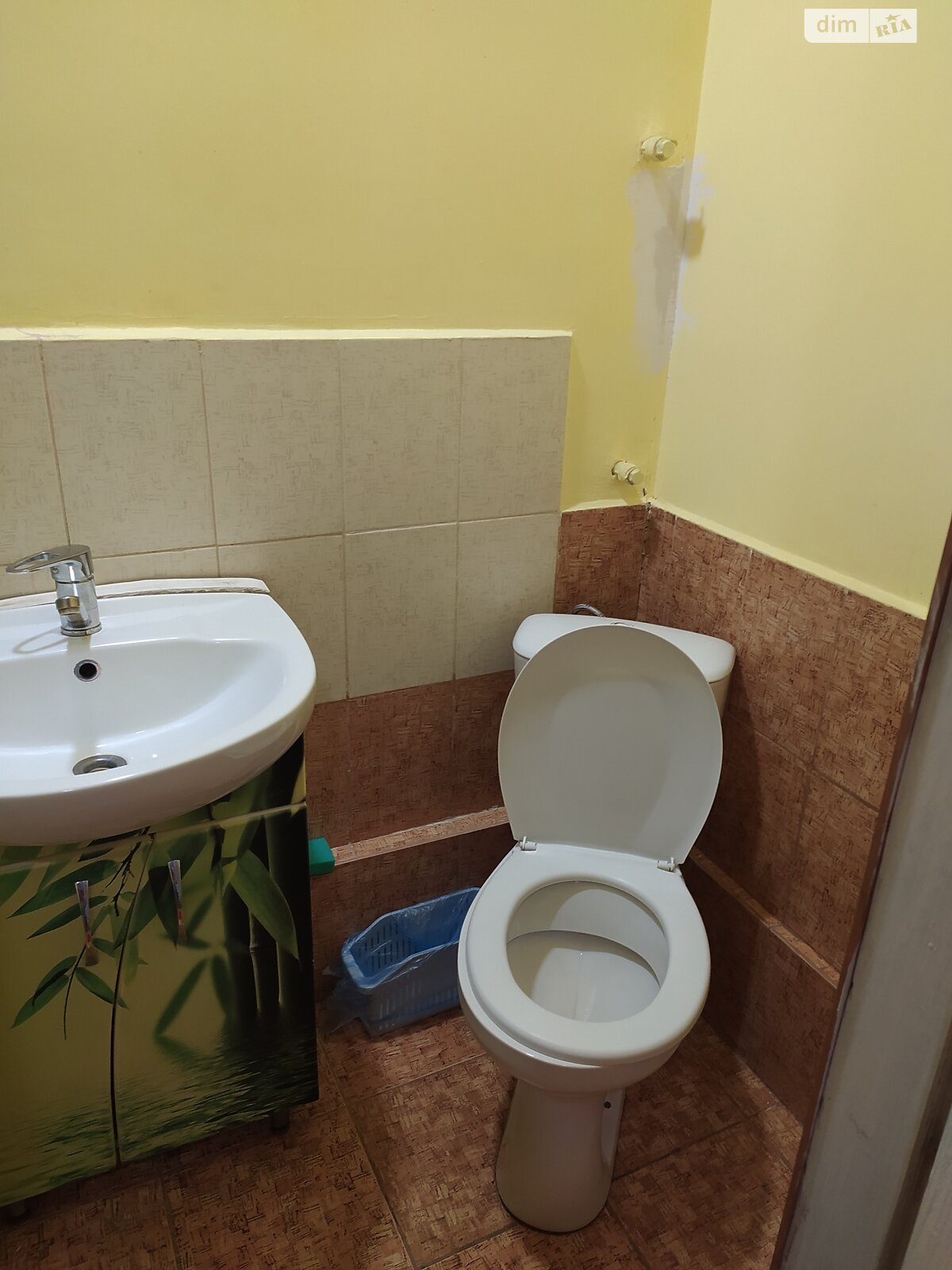 Продаж частини будинку в Чернігові, район Новозаводський, 3 кімнати фото 1 Продаж частини будинку в Чернігові, район Новозаводський, 3 кімнати фото 1