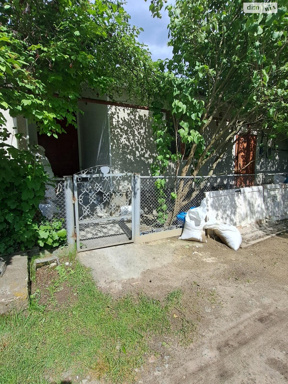 Продаж частини будинку в Чернівцях, район Садгірський, 3 кімнати фото 1 Продаж частини будинку в Чернівцях, район Садгірський, 3 кімнати фото 1