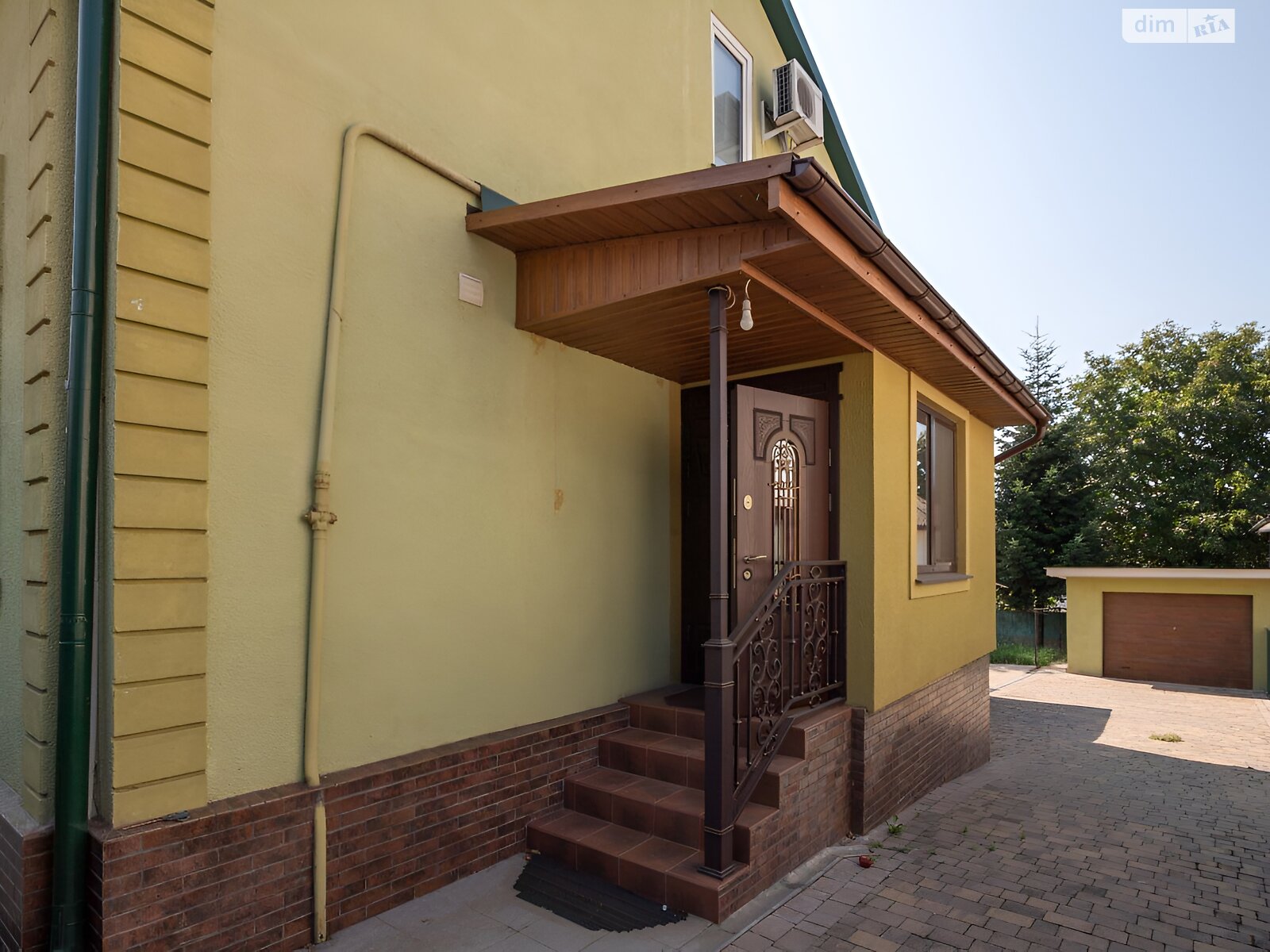 Продаж частини будинку в Чернівцях, район Шевченківський, 3 кімнати фото 1 Продаж частини будинку в Чернівцях, район Шевченківський, 3 кімнати фото 1
