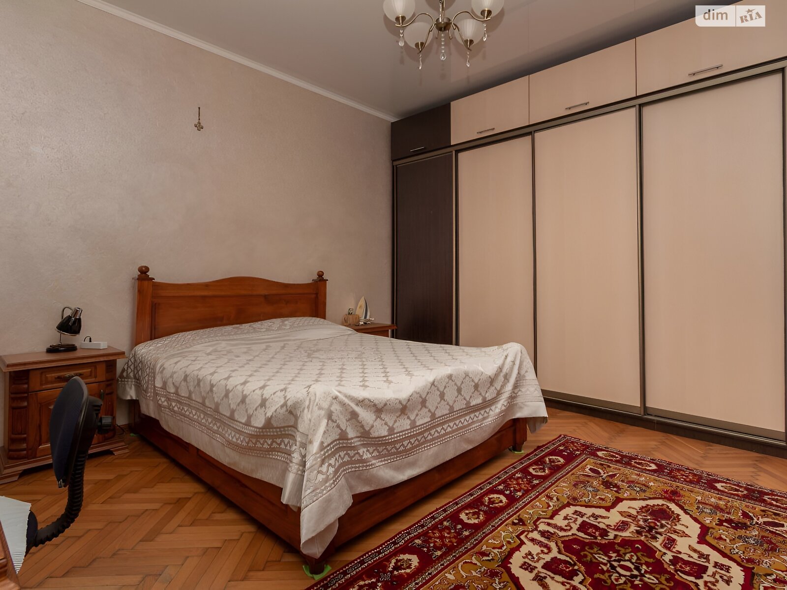 Продаж частини будинку в Чернівцях, район Шевченківський, 3 кімнати фото 1 Продаж частини будинку в Чернівцях, район Шевченківський, 3 кімнати фото 1