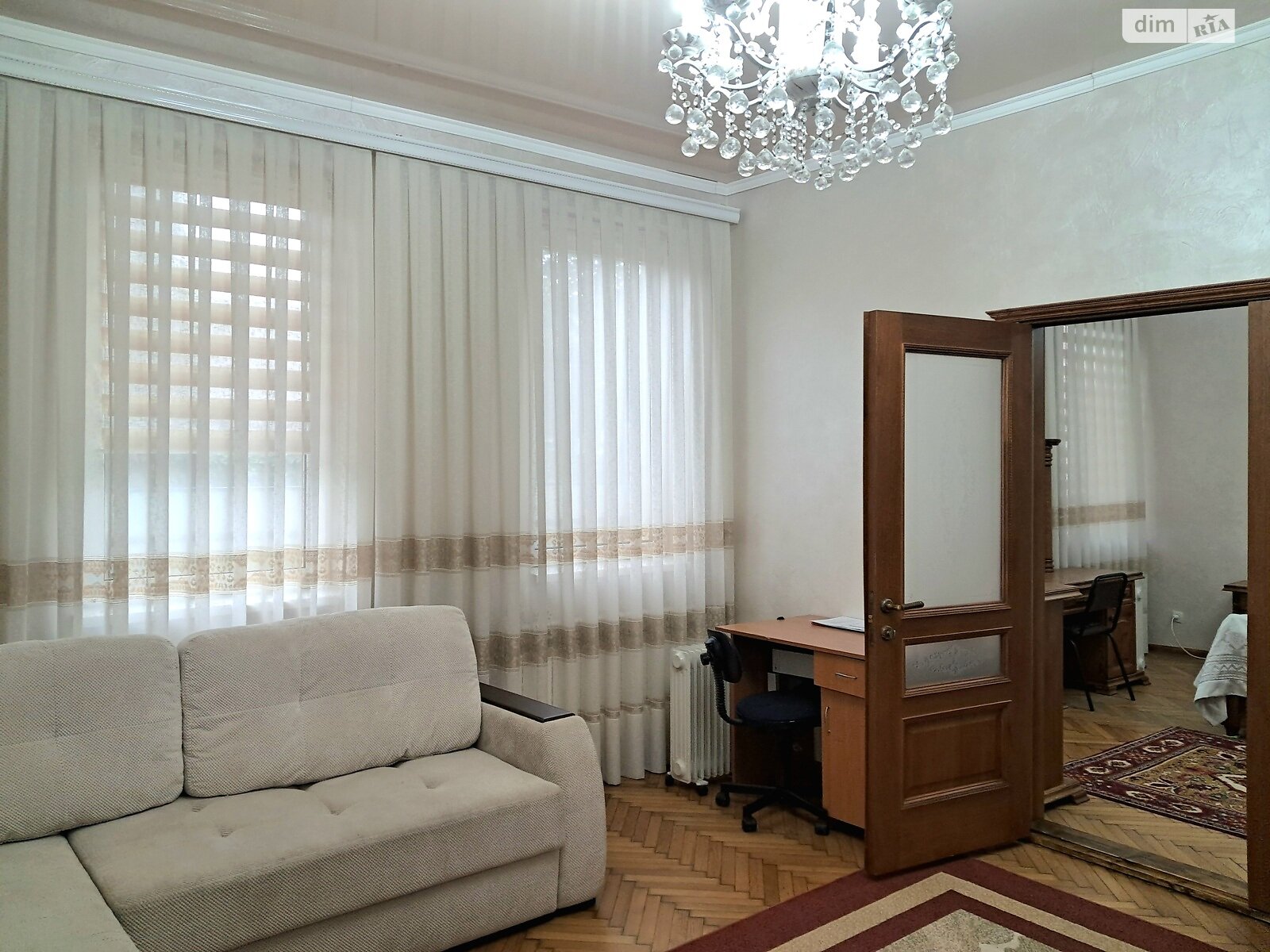 Продажа части дома в Черновцах, улица Хортицкая, район Шевченковский, 3 комнаты фото 1