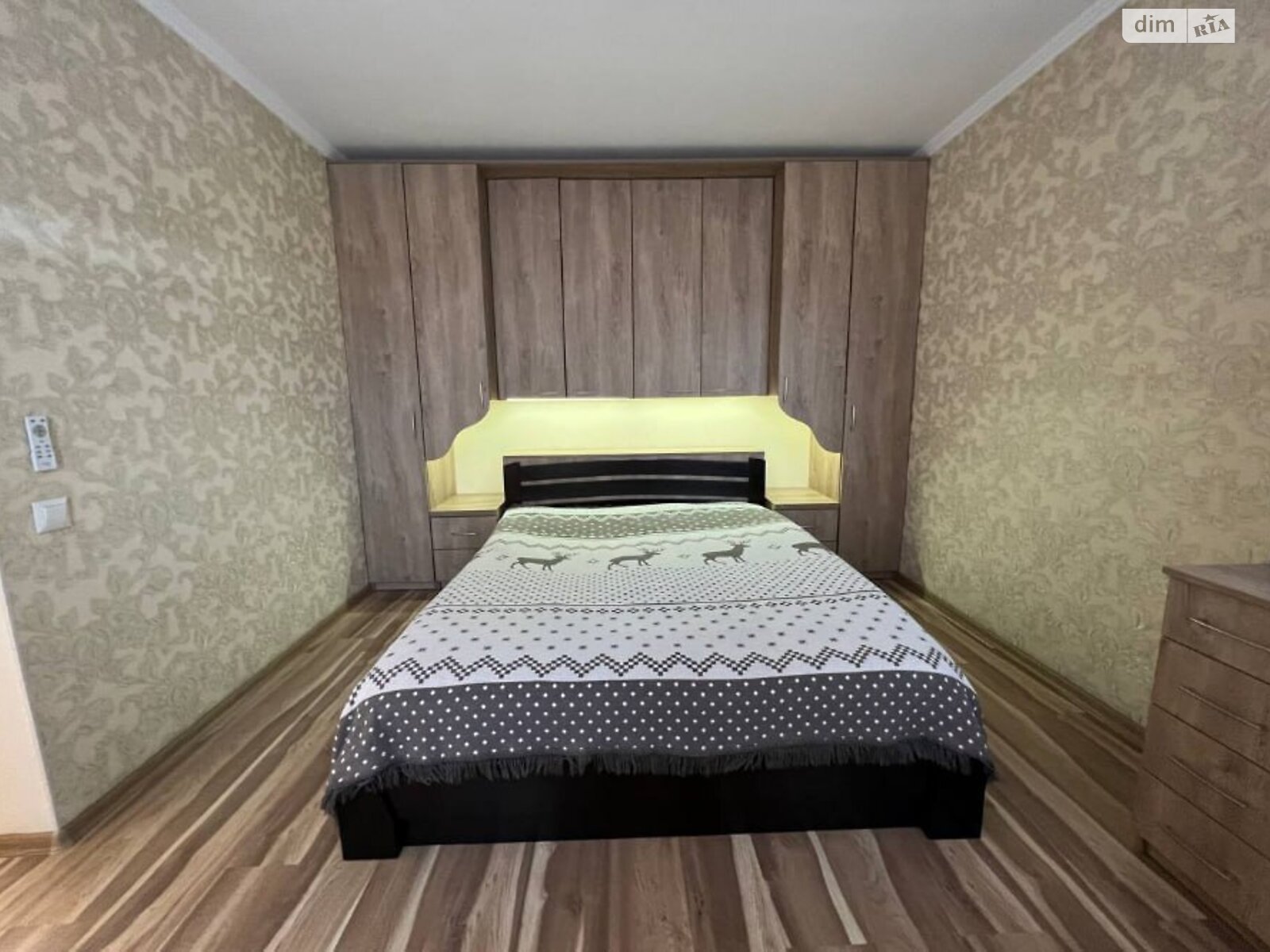 Продажа части дома в Днепре, район Еврейская слобода, 3 комнаты фото 1 Продажа части дома в Днепре, район Еврейская слобода, 3 комнаты фото 1