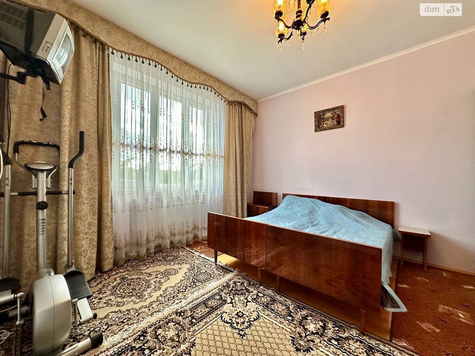 Продажа части дома в Дрогобыче, улица Довбуша 10/4, район Дрогобыч, 3 комнаты фото 1 Продажа части дома в Дрогобыче, улица Довбуша 10/4, район Дрогобыч, 3 комнаты фото 1