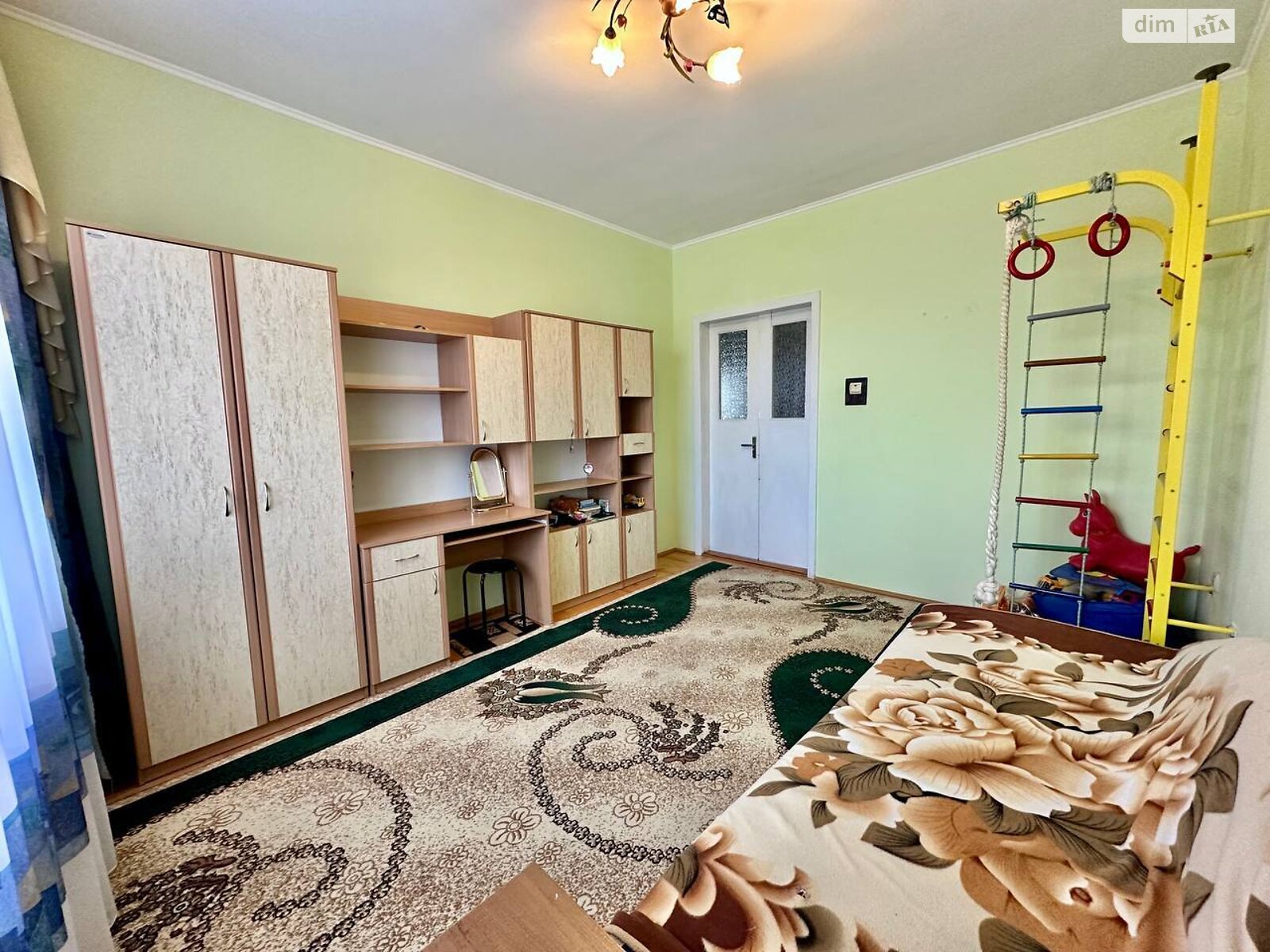 Продажа части дома в Дрогобыче, улица Довбуша 10/4, район Дрогобыч, 3 комнаты фото 1 Продажа части дома в Дрогобыче, улица Довбуша 10/4, район Дрогобыч, 3 комнаты фото 1