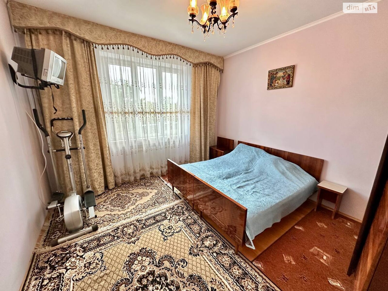 Продажа части дома в Дрогобыче, улица Довбуша 10/4, район Дрогобыч, 3 комнаты фото 1 Продажа части дома в Дрогобыче, улица Довбуша 10/4, район Дрогобыч, 3 комнаты фото 1