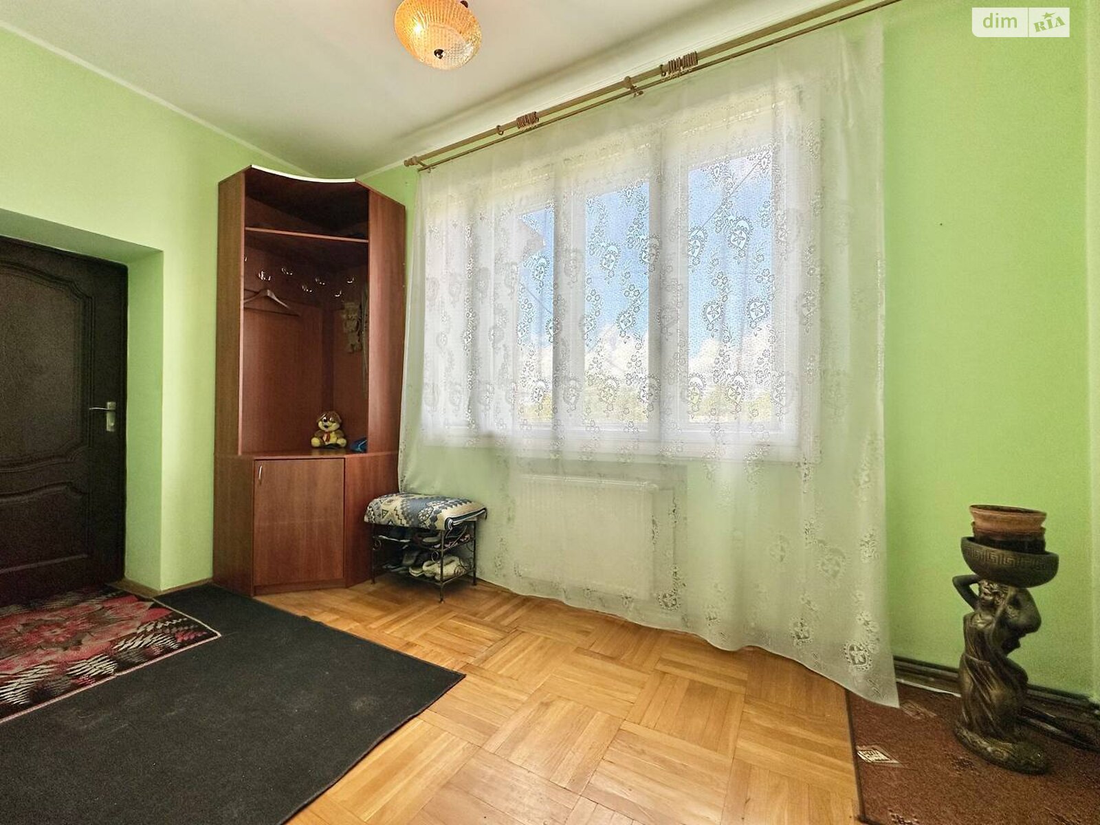 Продажа части дома в Дрогобыче, улица Довбуша 10/4, район Дрогобыч, 3 комнаты фото 1 Продажа части дома в Дрогобыче, улица Довбуша 10/4, район Дрогобыч, 3 комнаты фото 1